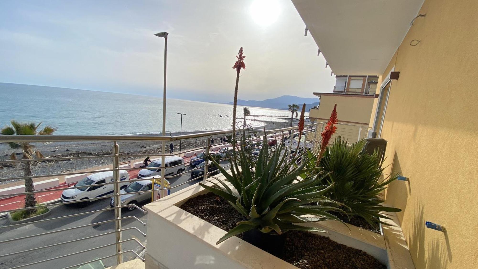 Mare Blu Leilighet Ventimiglia Eksteriør bilde